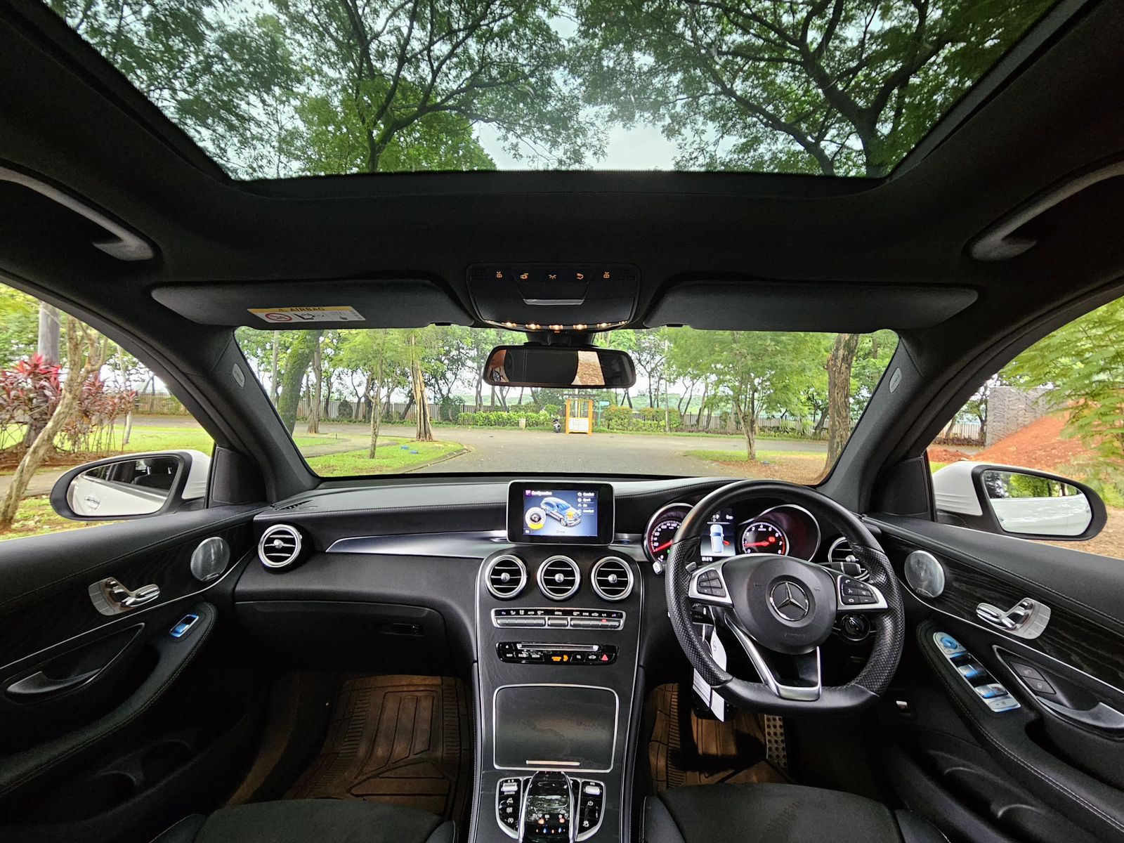 2018 Mercedes Benz GLC-Class 200 AMG Line 2018 Mercedes Benz GLC-Class 200 AMG Line