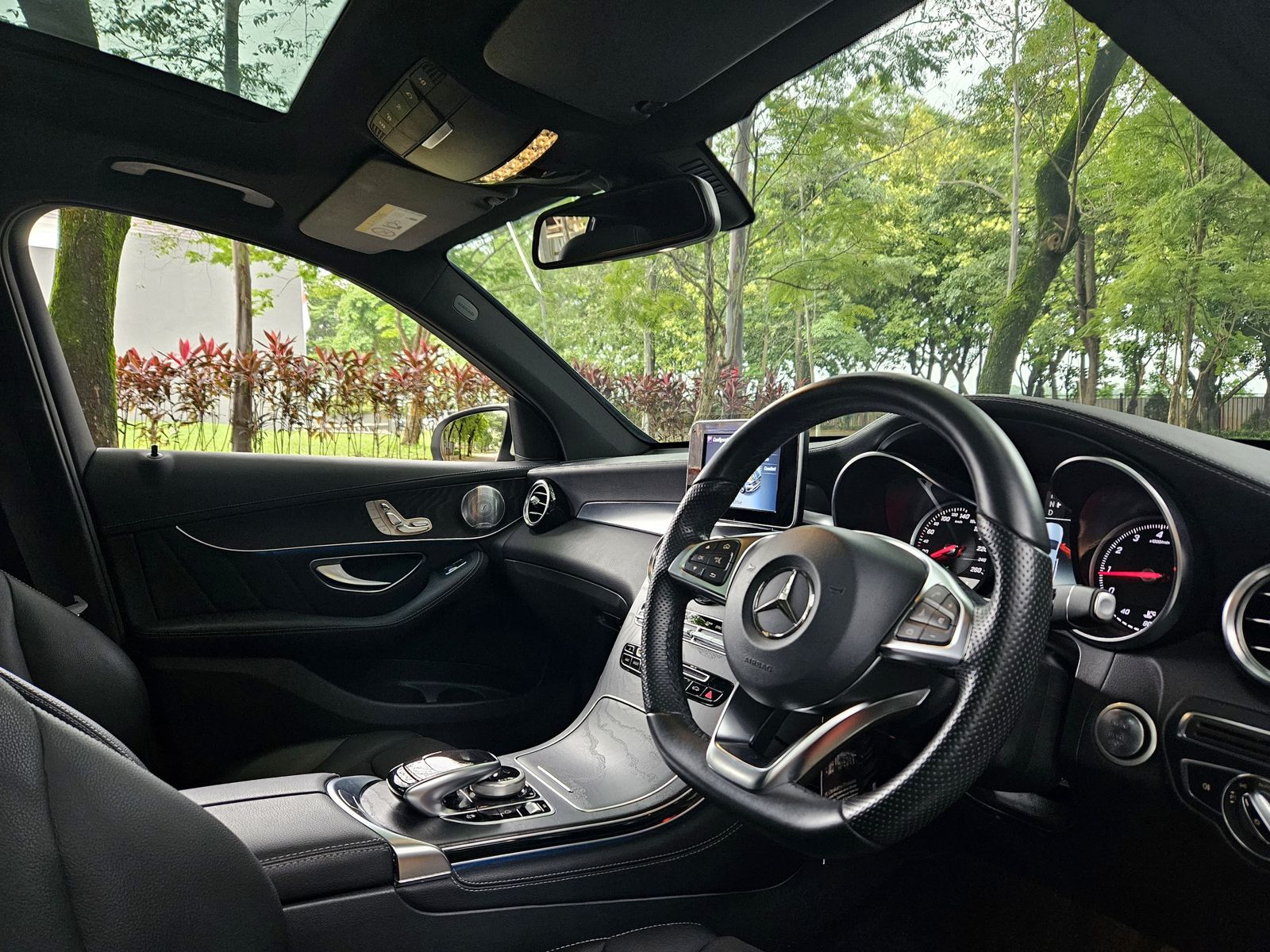 2018 Mercedes Benz GLC-Class 200 AMG Line 2018 Mercedes Benz GLC-Class 200 AMG Line