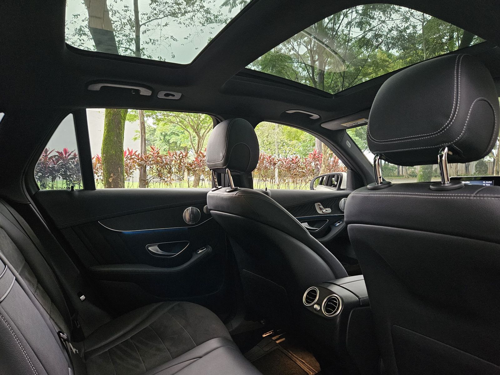 2018 Mercedes Benz GLC-Class 200 AMG Line 2018 Mercedes Benz GLC-Class 200 AMG Line