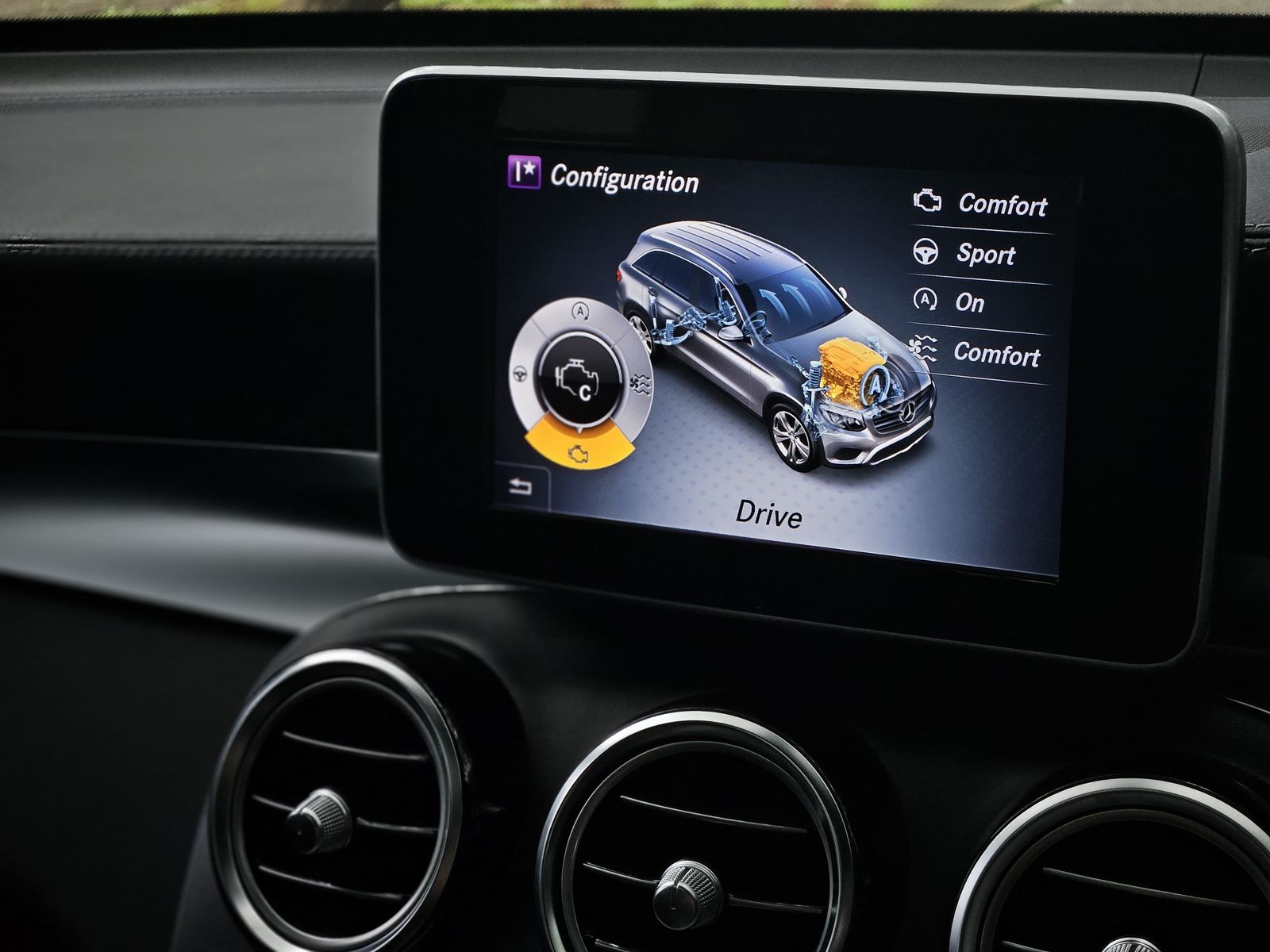 2018 Mercedes Benz GLC-Class 200 AMG Line 2018 Mercedes Benz GLC-Class 200 AMG Line