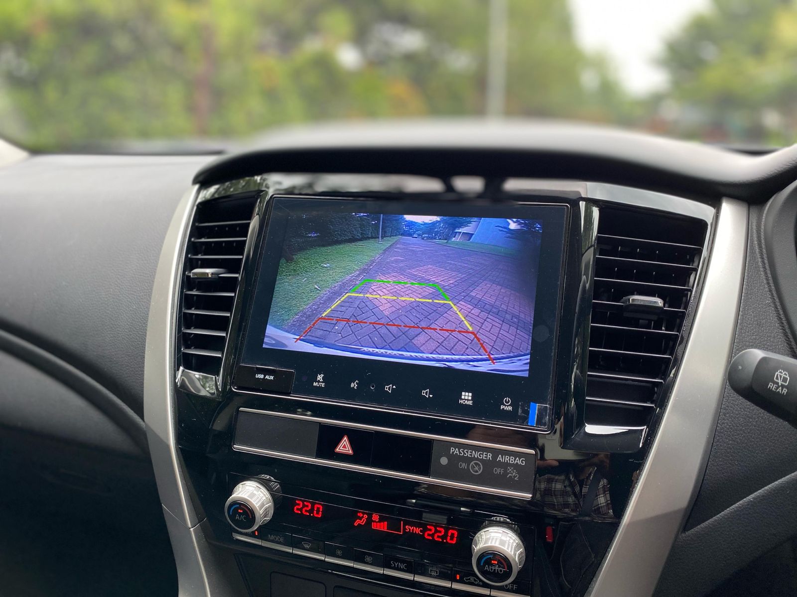 2023 Mitsubishi Pajero Sport Dakar AT 4x2 2023 Mitsubishi Pajero Sport Dakar AT 4x2