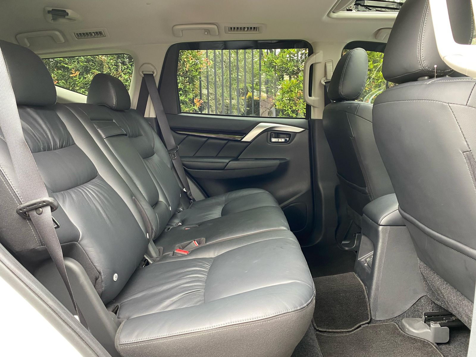 2023 Mitsubishi Pajero Sport Dakar AT 4x2 2023 Mitsubishi Pajero Sport Dakar AT 4x2