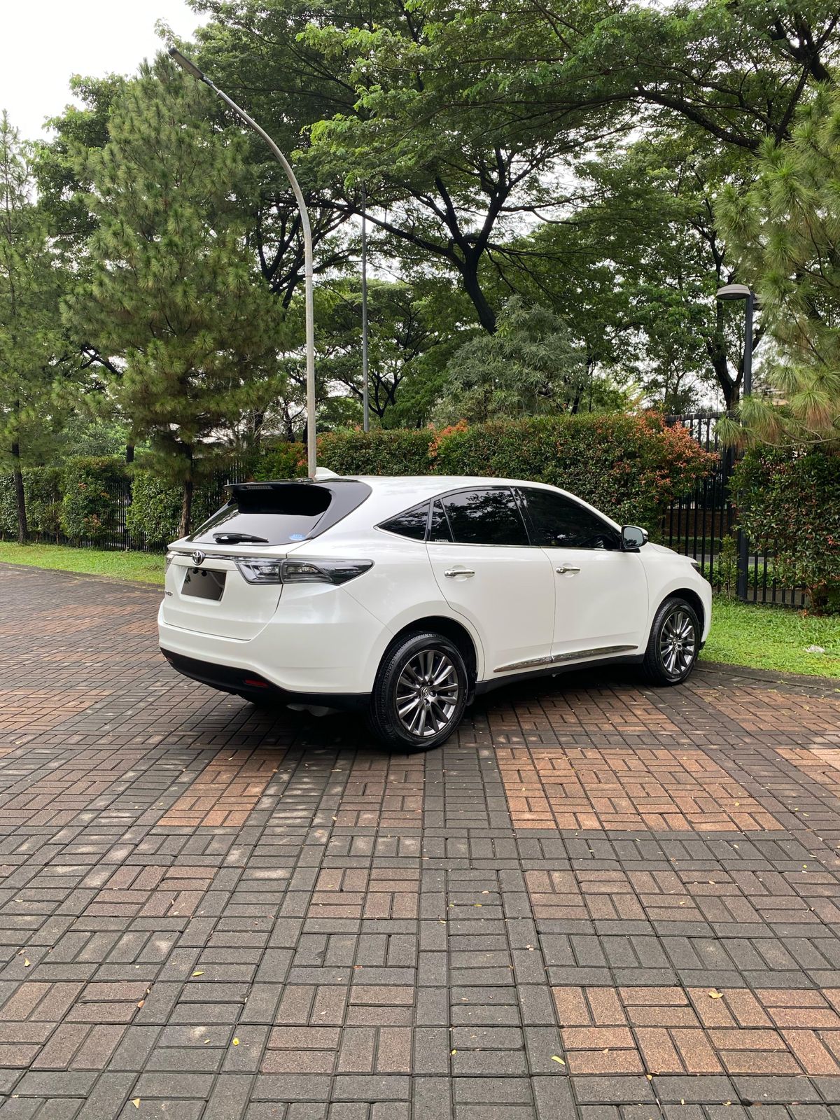 2014 Toyota Harrier 2.0L AT 2014 Toyota Harrier 2.0L AT