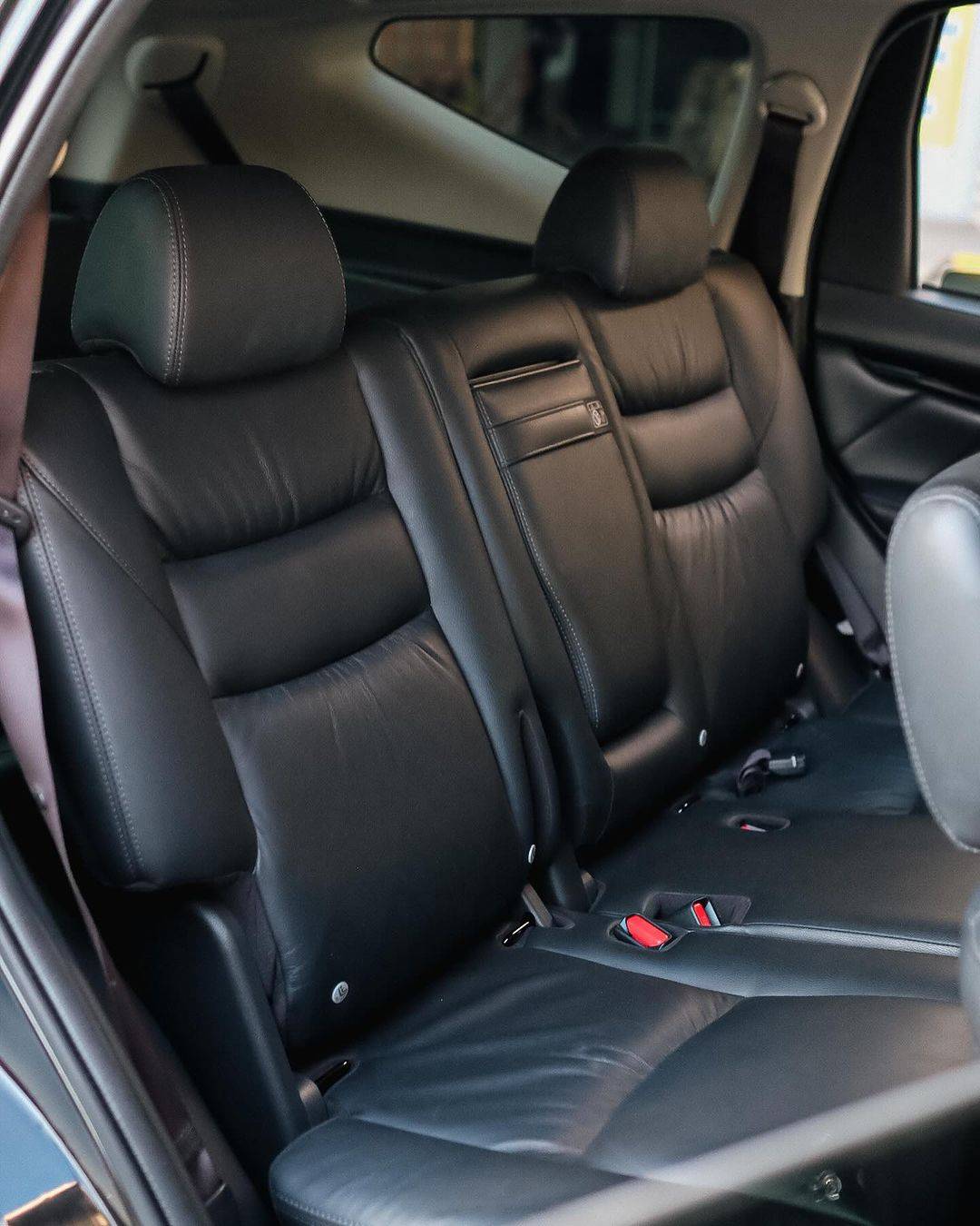 2019 Mitsubishi Pajero Sport Dakar AT 4x2 2019 Mitsubishi Pajero Sport Dakar AT 4x2