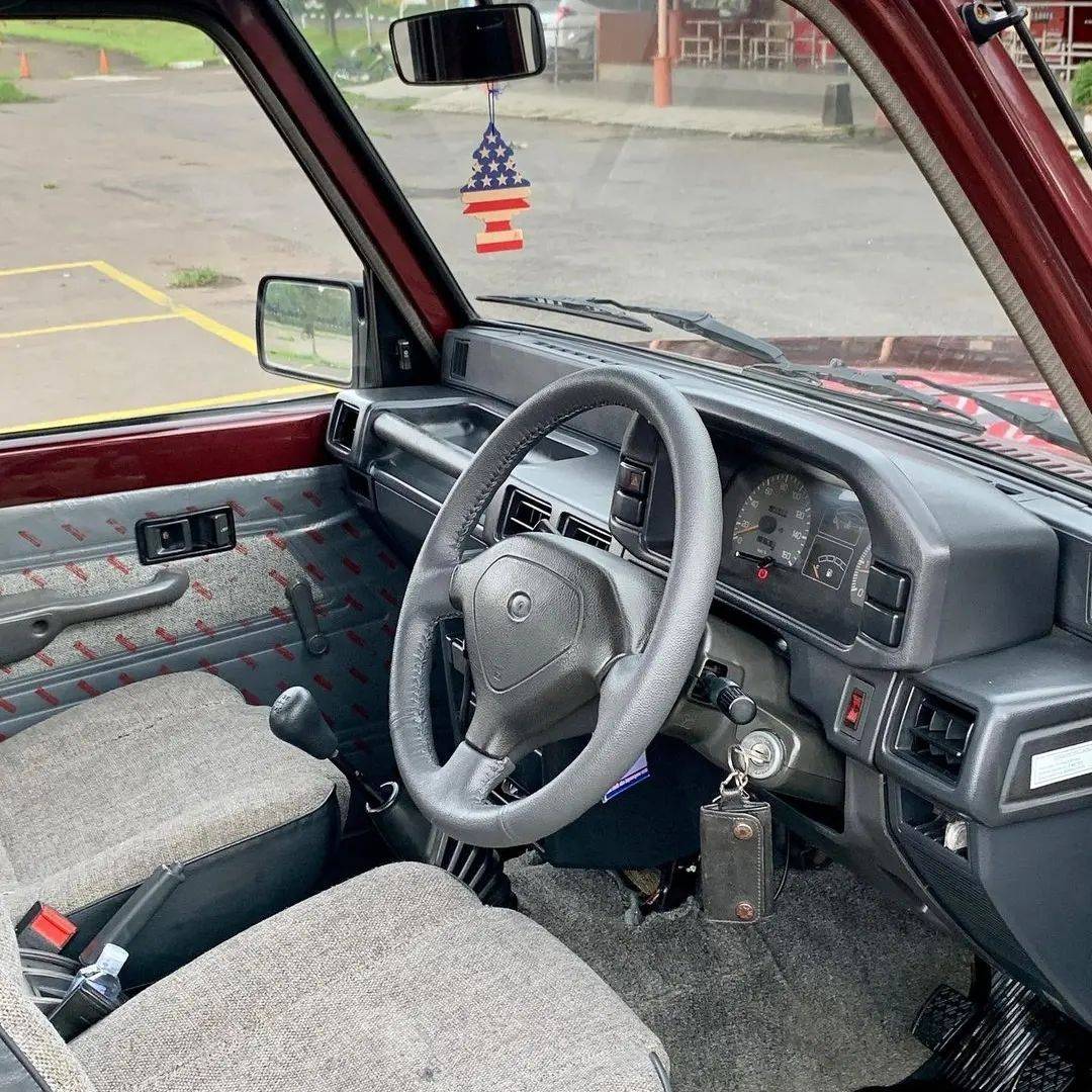 2001 Daihatsu Feroza STANDARD M/T JEP 2001 Daihatsu Feroza STANDARD M/T JEP