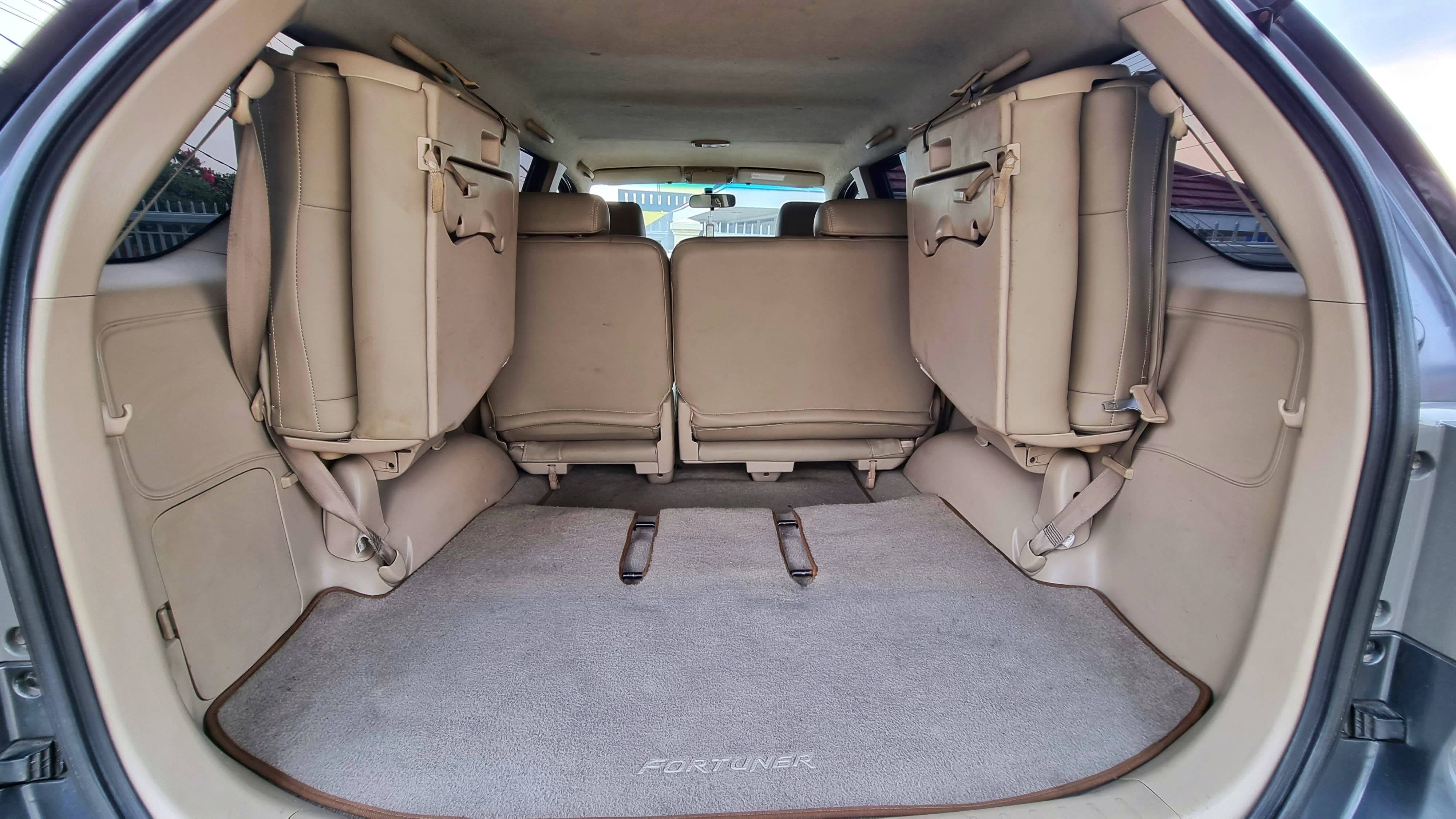 2006 Toyota Fortuner G 4x2 Luxury 2.7L AT 2006 Toyota Fortuner G 4x2 Luxury 2.7L AT