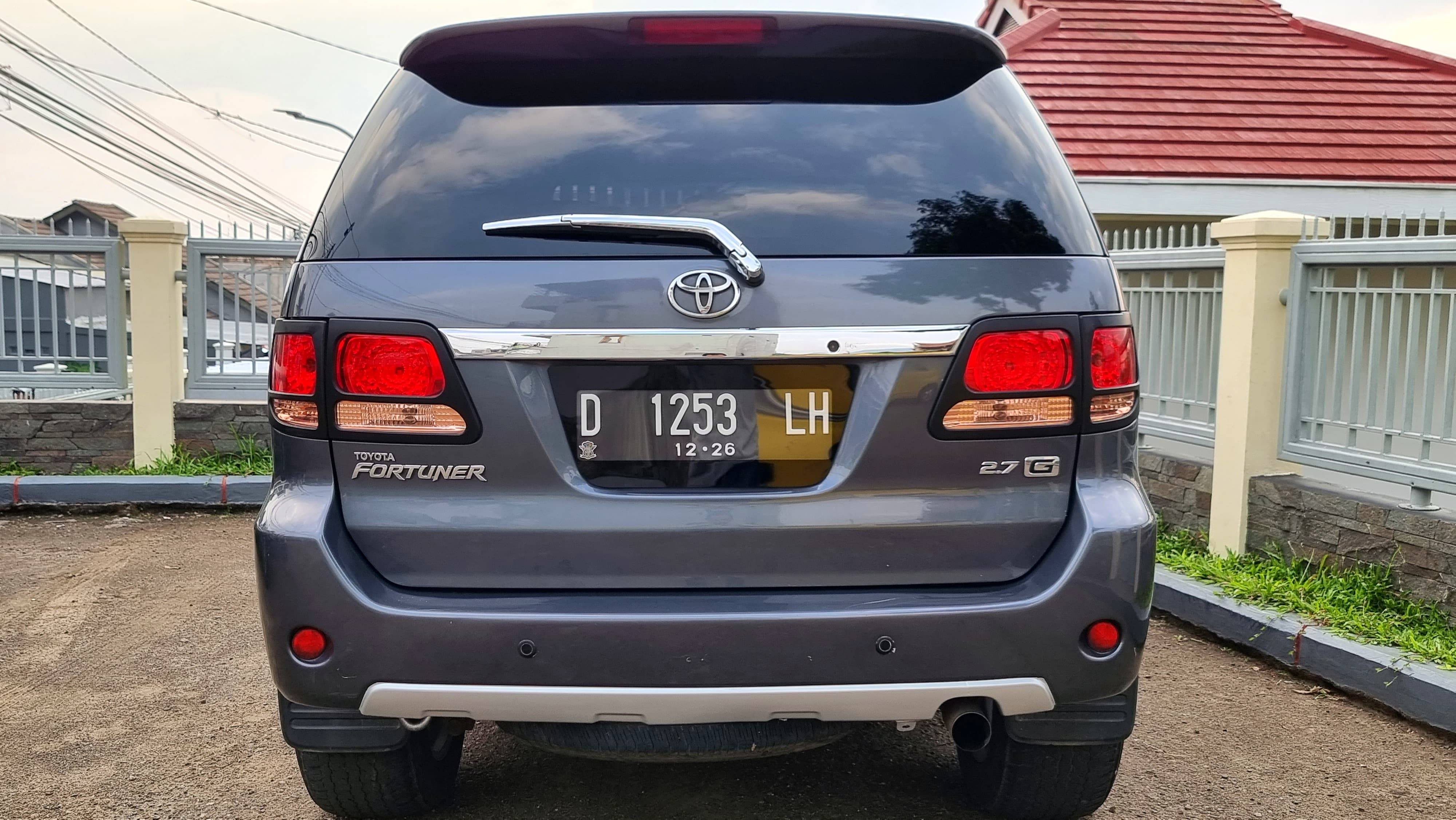 2006 Toyota Fortuner G 4x2 Luxury 2.7L AT 2006 Toyota Fortuner G 4x2 Luxury 2.7L AT