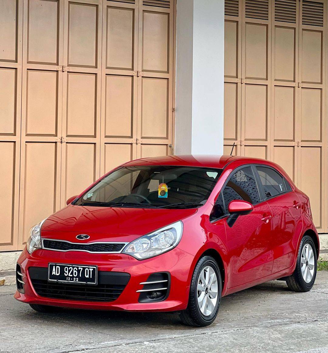 Second Hand 2017 Kia Rio  1.4L MT Second Hand 2017 Kia Rio  1.4L MT