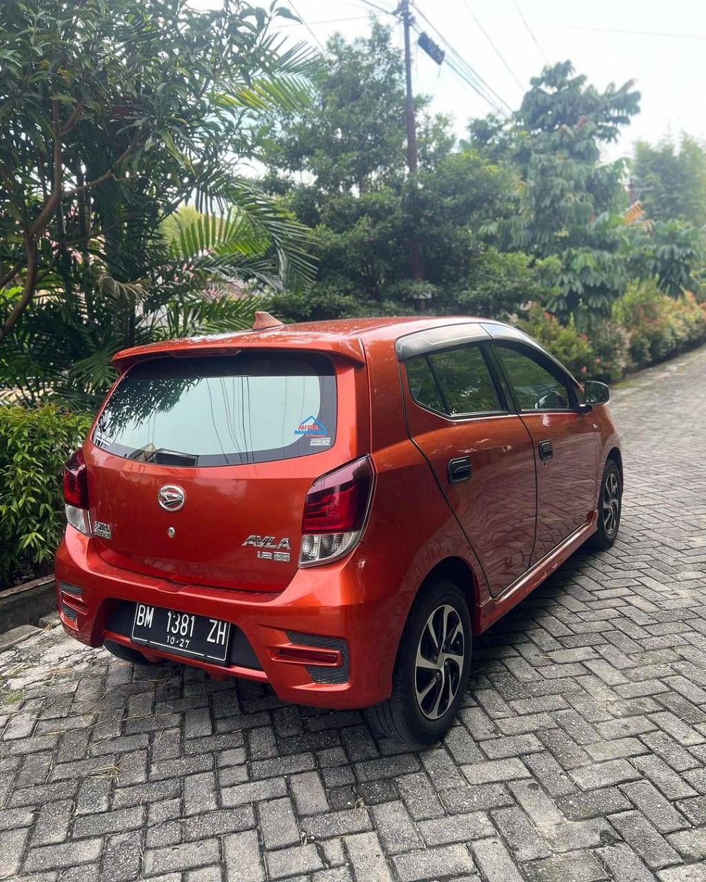 2017 Daihatsu Ayla 1.0L D MT 2017 Daihatsu Ayla 1.0L D MT