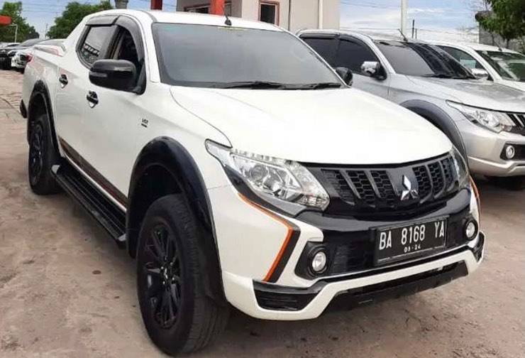 2019 Mitsubishi Strada TRITON 4X4 DC GLX MT 2019 Mitsubishi Strada TRITON 4X4 DC GLX MT