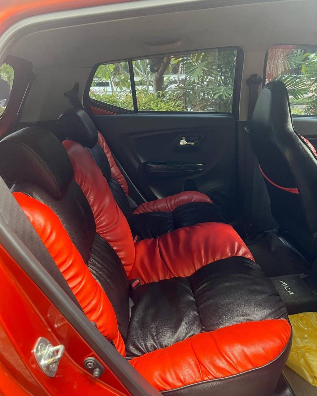 2017 Daihatsu Ayla 1.0L D MT 2017 Daihatsu Ayla 1.0L D MT