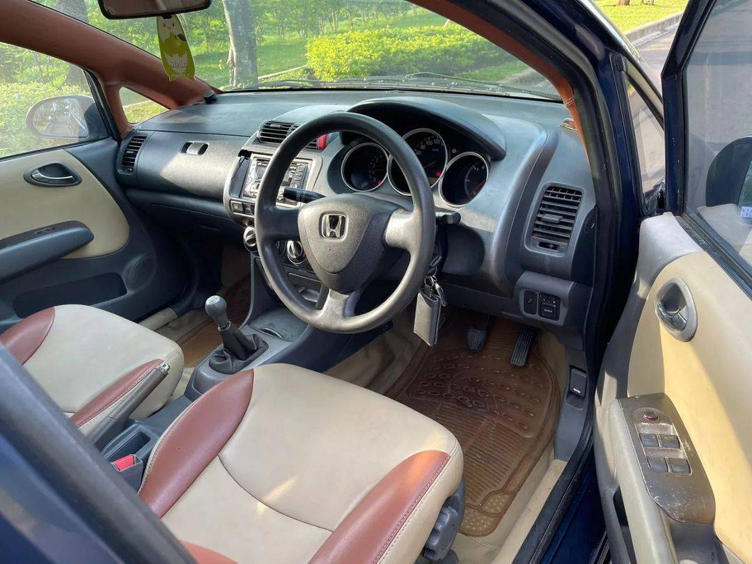 2004 Honda City E MT 2004 Honda City E MT