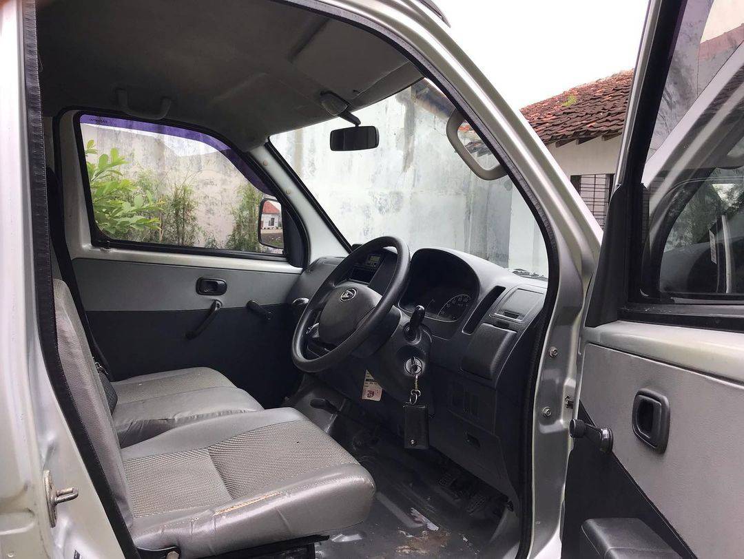 2017 Daihatsu Gran Max PU STANDAR 1.5L MT PU AC PS 2017 Daihatsu Gran Max PU STANDAR 1.5L MT PU AC PS