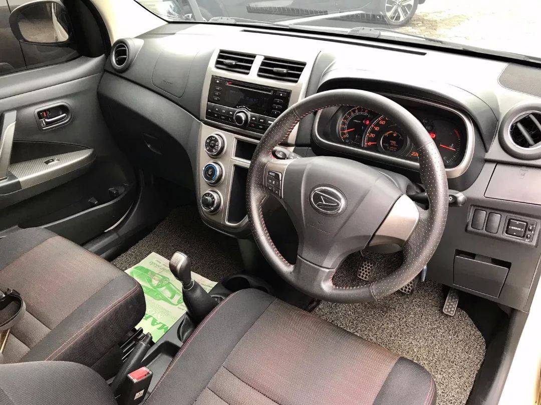 2016 Daihatsu Sirion 1.3L D AT MC SPORT 2016 Daihatsu Sirion 1.3L D AT MC SPORT