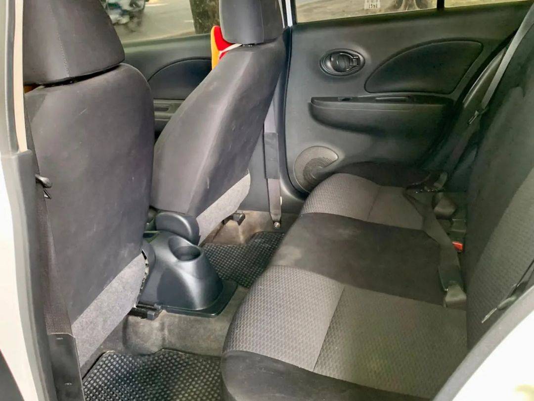 2012 Nissan March 1.5 MT 2012 Nissan March 1.5 MT