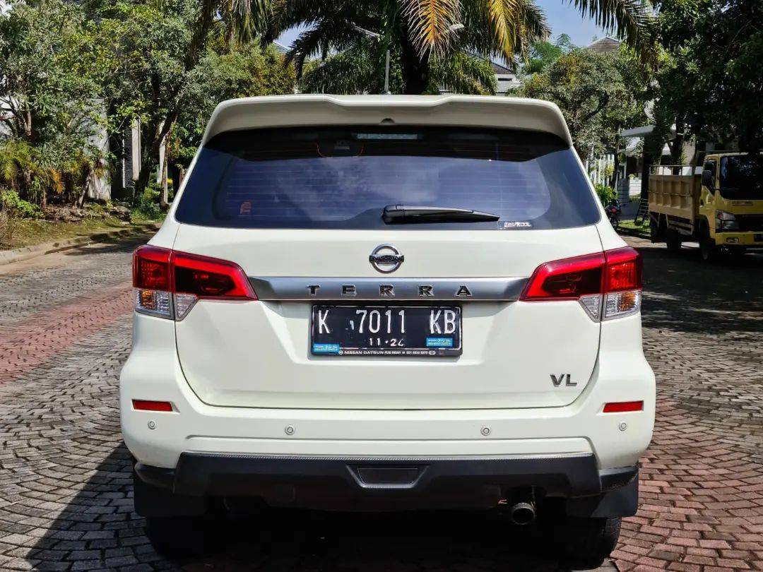 2018 Nissan Terra 2.5 VL AT / PREM+ 2WD AT 2018 Nissan Terra 2.5 VL AT / PREM+ 2WD AT