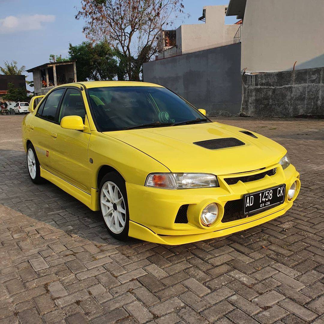 2005 Mitsubishi Lancer  GLXi SOHC MPI 1.8 M/T 2005 Mitsubishi Lancer  GLXi SOHC MPI 1.8 M/T