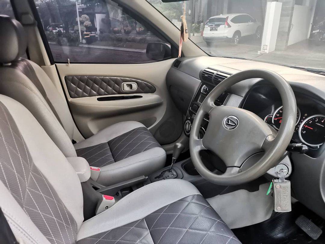 2010 Daihatsu Xenia  Xi DLX VVTi 2010 Daihatsu Xenia  Xi DLX VVTi