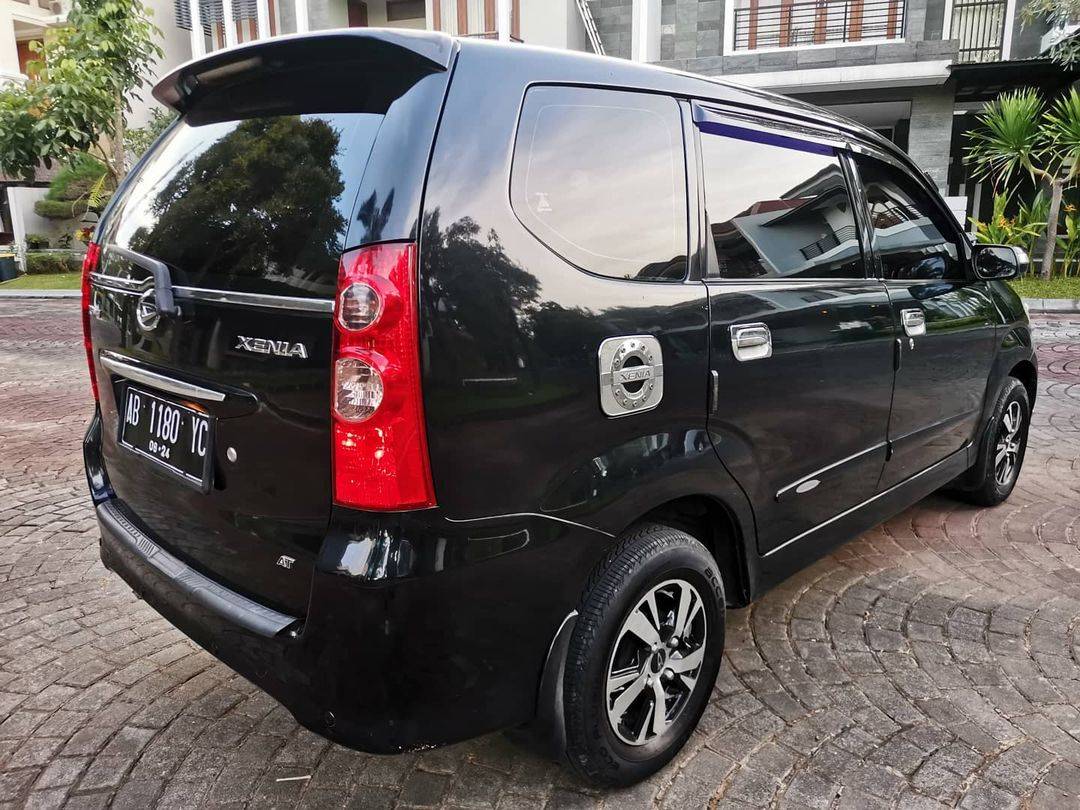 2010 Daihatsu Xenia  Xi DLX VVTi 2010 Daihatsu Xenia  Xi DLX VVTi