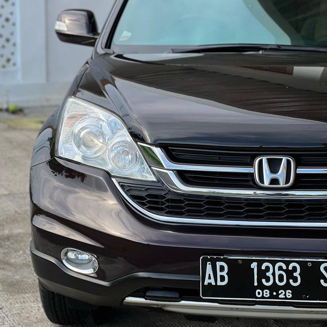 2011 Honda CR-V  2.4L AT 2011 Honda CR-V  2.4L AT