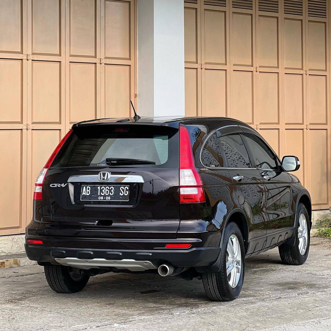 2011 Honda CR-V  2.4L AT 2011 Honda CR-V  2.4L AT