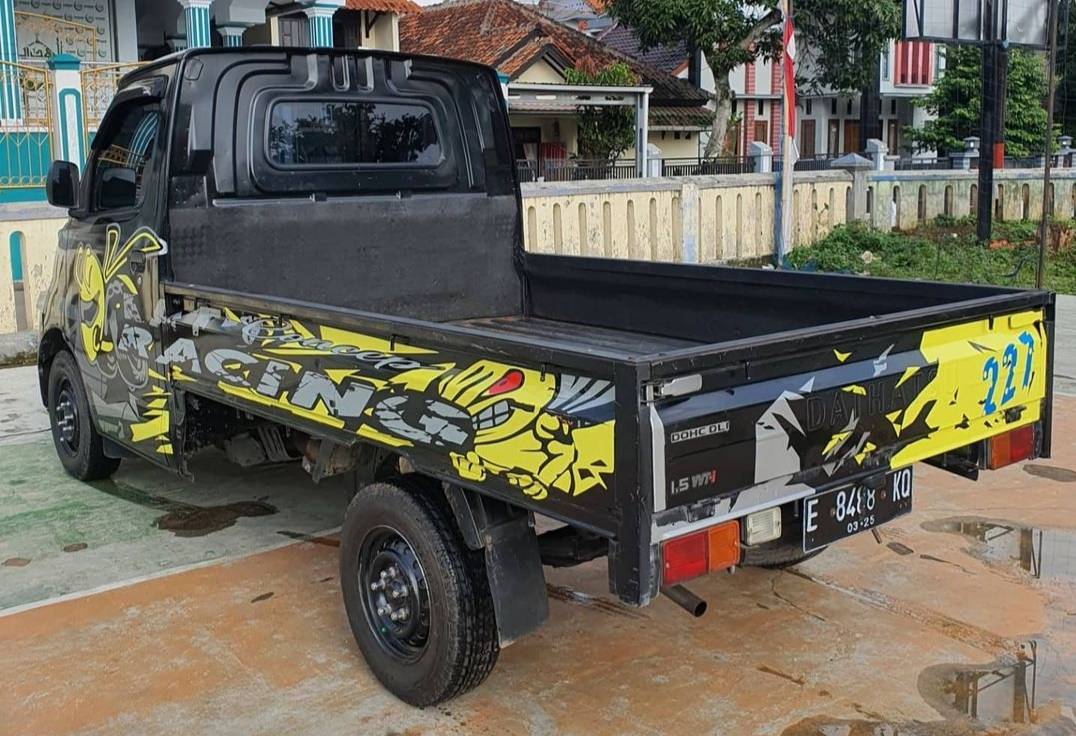 2015 Daihatsu Gran Max PU 3-Way Standar + PS + AC 1.5 MT 2015 Daihatsu Gran Max PU 3-Way Standar + PS + AC 1.5 MT