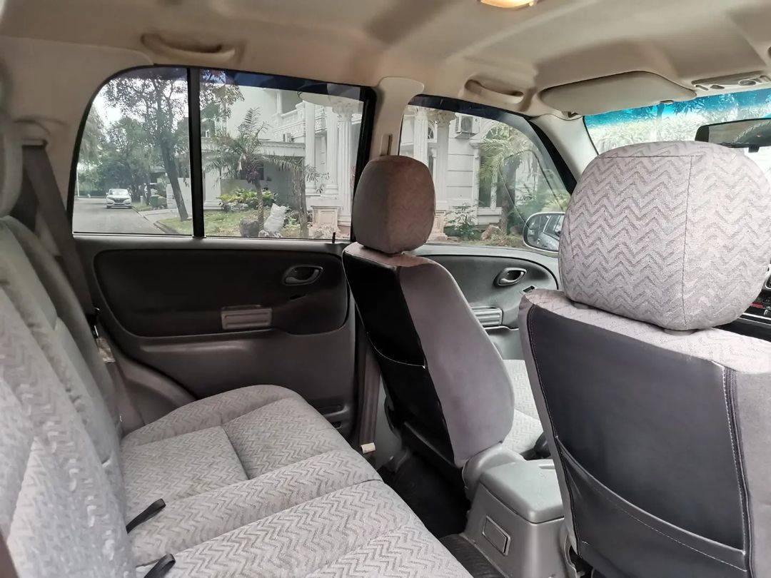 2001 Suzuki Escudo 2.0 M/T 2001 Suzuki Escudo 2.0 M/T