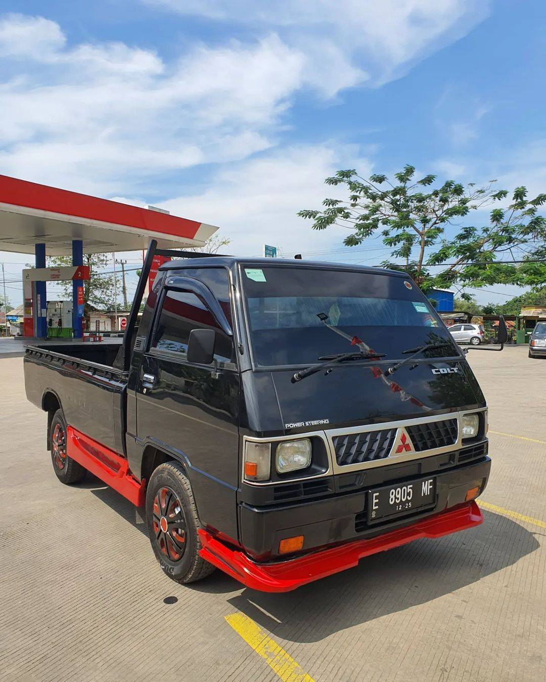 2015 Mitsubishi L300 Pickup Standard 2015 Mitsubishi L300 Pickup Standard