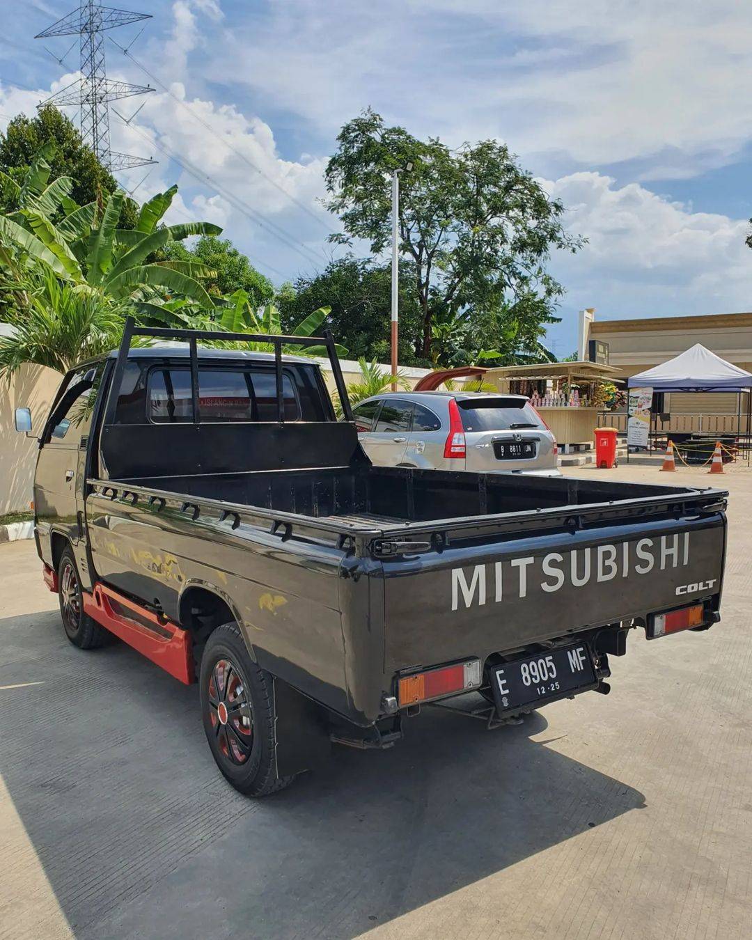 2015 Mitsubishi L300 Pickup Standard 2015 Mitsubishi L300 Pickup Standard
