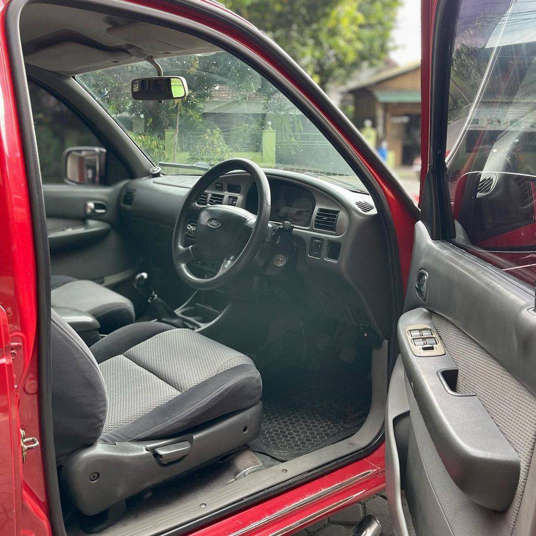 2004 Ford Ranger XLT LIMITED 4X4 MT 2004 Ford Ranger XLT LIMITED 4X4 MT