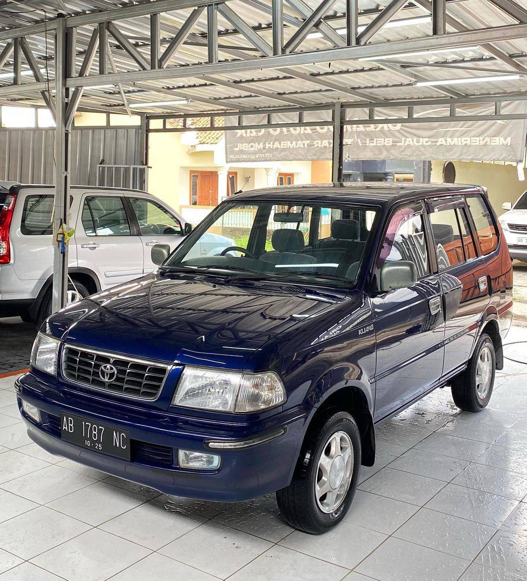 Second Hand 2001 Toyota Kijang  1.8L SGX Second Hand 2001 Toyota Kijang  1.8L SGX