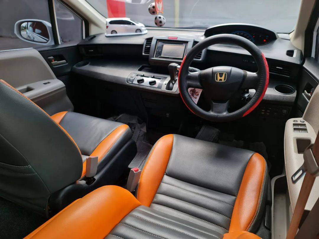 2010 Honda Freed  EA/T 2010 Honda Freed  EA/T