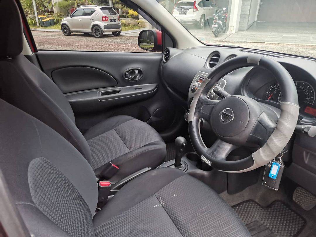 2013 Nissan March 1.2L AT 2013 Nissan March 1.2L AT