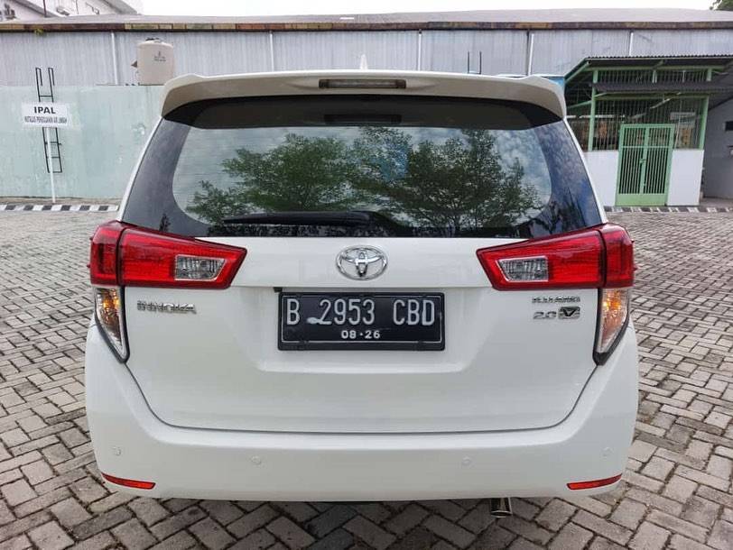 2016 Toyota Kijang Innova 2.0L V AT 2016 Toyota Kijang Innova 2.0L V AT