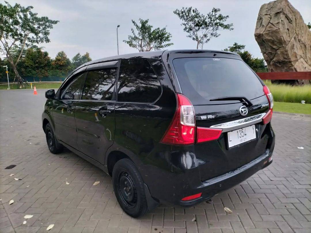 2017 Daihatsu Xenia 1.3 R MT 2017 Daihatsu Xenia 1.3 R MT