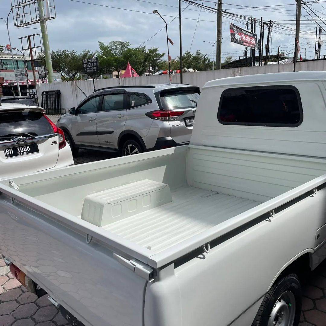 2018 Isuzu Panther 2018 Isuzu Panther