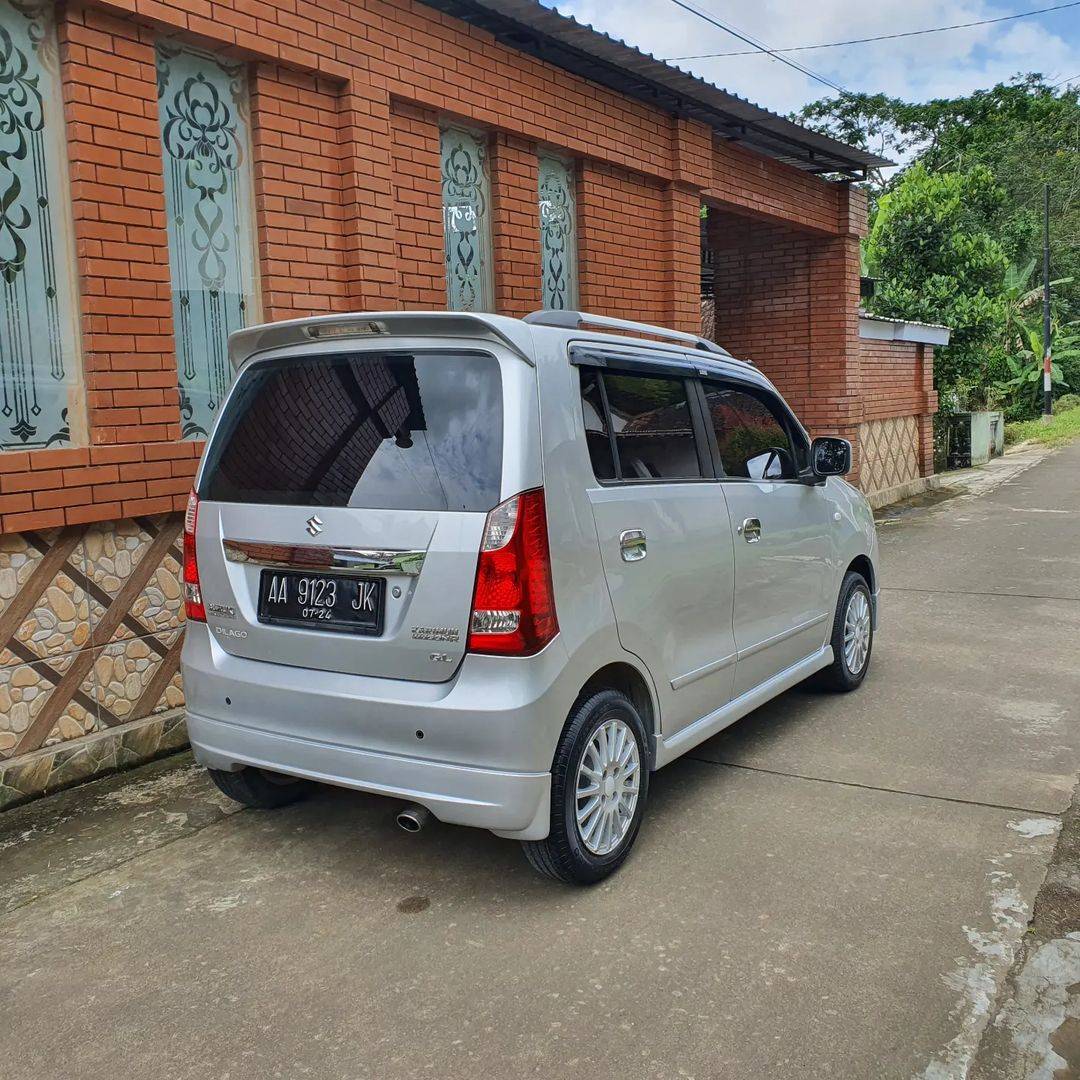 2014 Suzuki Karimun Wagon R 2014 Suzuki Karimun Wagon R