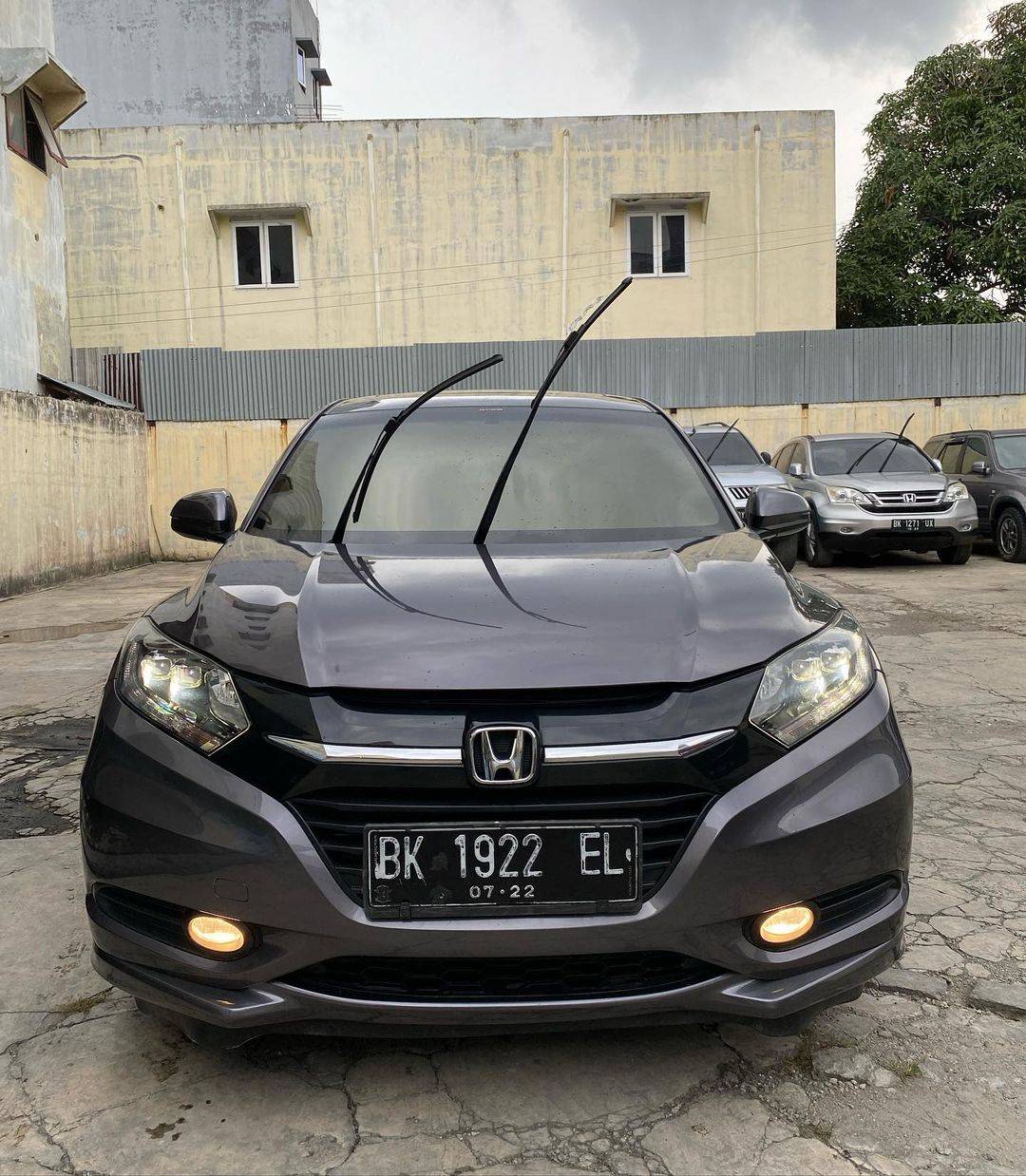Second Hand 2017 Honda HRV 1.5L S CVT Second Hand 2017 Honda HRV 1.5L S CVT