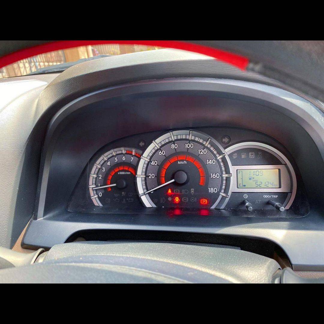 2017 Daihatsu Xenia 1.3 X MT 2017 Daihatsu Xenia 1.3 X MT