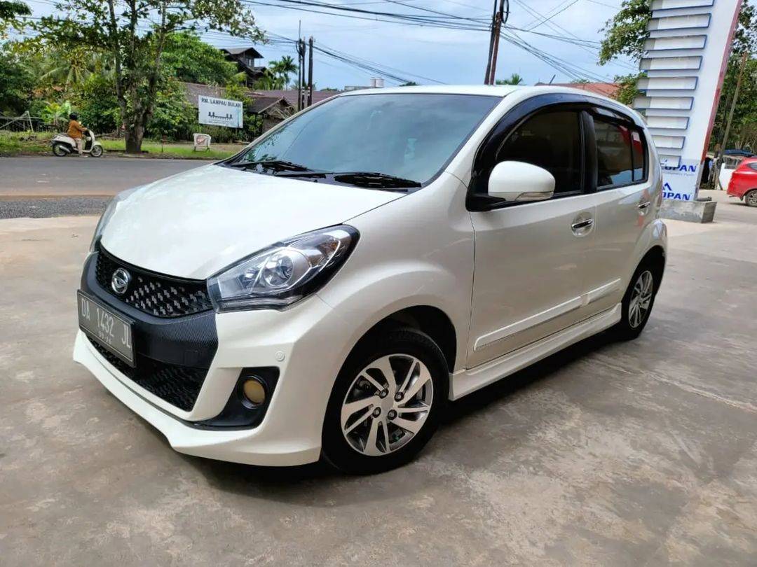 2016 Daihatsu Sirion 1.3L MT 2016 Daihatsu Sirion 1.3L MT