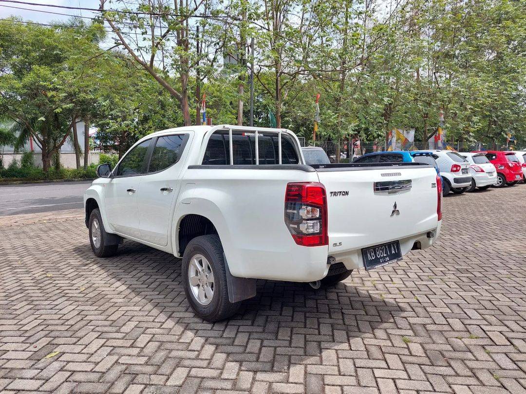 2020 Mitsubishi Triton  GLS MT Double Cab 4WD 2020 Mitsubishi Triton  GLS MT Double Cab 4WD