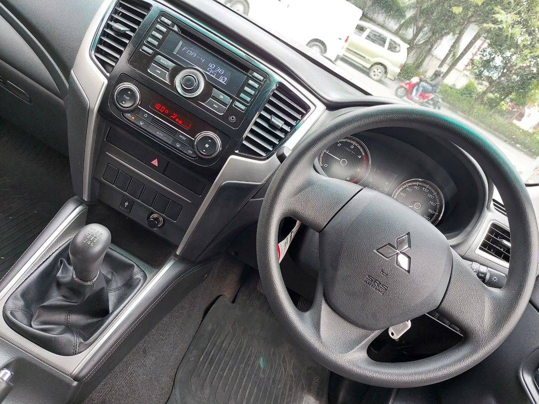 2020 Mitsubishi Triton  GLS MT Double Cab 4WD 2020 Mitsubishi Triton  GLS MT Double Cab 4WD