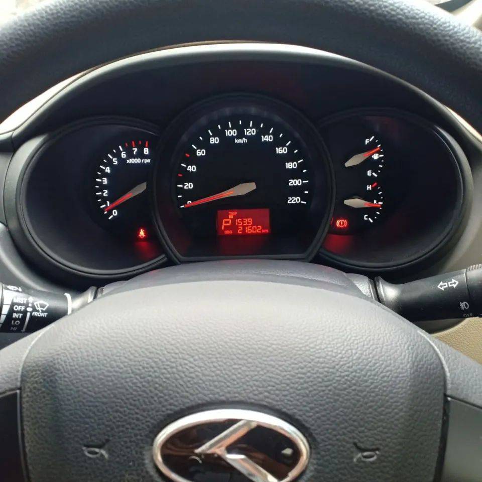 2014 Kia Rio  1.4L AT 2014 Kia Rio  1.4L AT