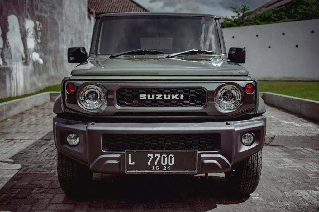 Second Hand 2021 Suzuki Jimny 5 Door Single Tone AT Second Hand 2021 Suzuki Jimny 5 Door Single Tone AT