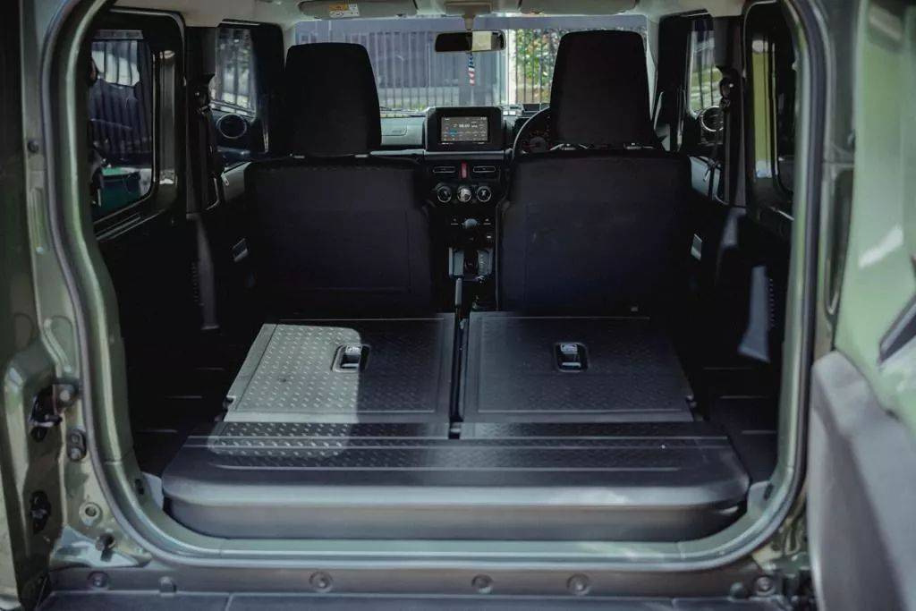 2021 Suzuki Jimny 5 Door Single Tone AT 2021 Suzuki Jimny 5 Door Single Tone AT