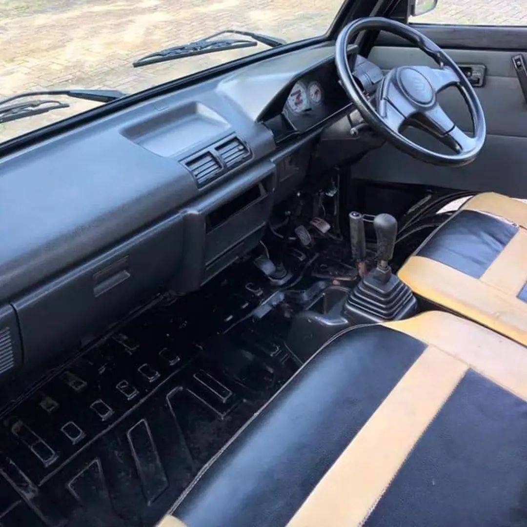 2011 Suzuki Carry 1.0 Standar PU 2011 Suzuki Carry 1.0 Standar PU