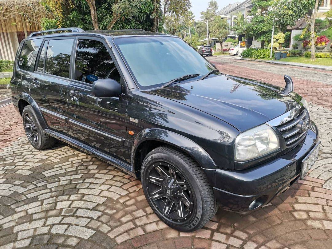 2006 Suzuki Escudo XL-7 2.5L AT 2006 Suzuki Escudo XL-7 2.5L AT