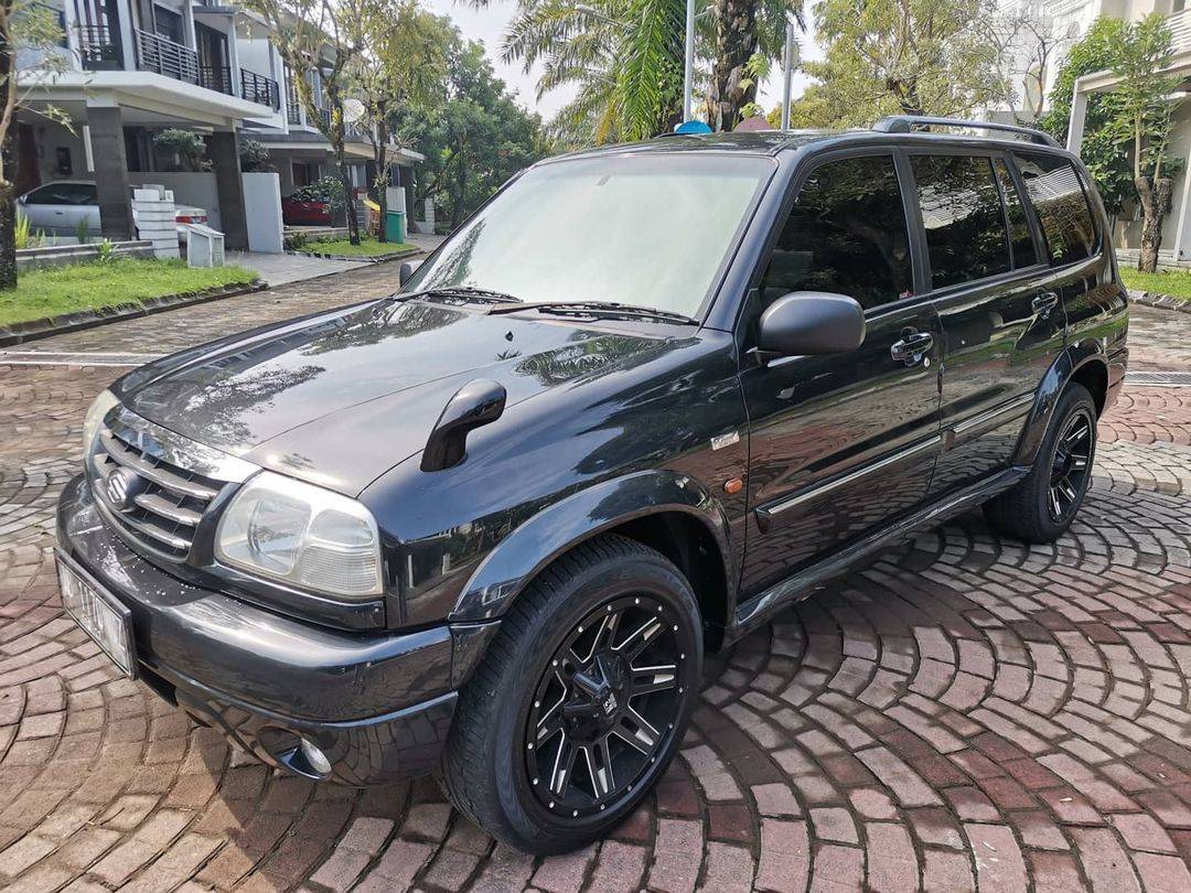 2006 Suzuki Escudo XL-7 2.5L AT 2006 Suzuki Escudo XL-7 2.5L AT