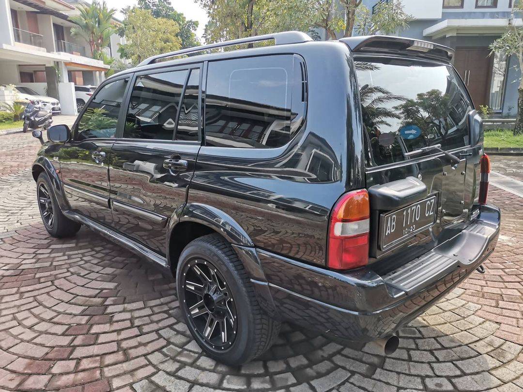 2006 Suzuki Escudo XL-7 2.5L AT 2006 Suzuki Escudo XL-7 2.5L AT