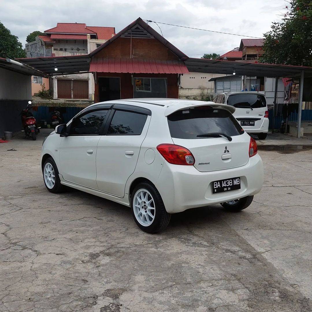 2014 Mitsubishi Mirage GLS 2014 Mitsubishi Mirage GLS